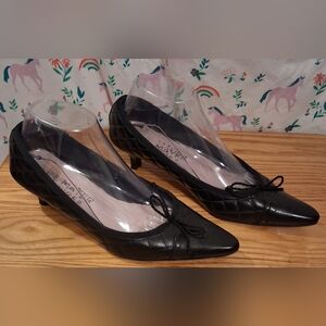 EUC Paul Mayer Attitudes Black Quilt Leather Business Casual Heel Pump Shoe SZ 8